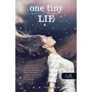   One Tiny Lie - Egyetlen kis hazugság -Tíz apró lélegzet 2.